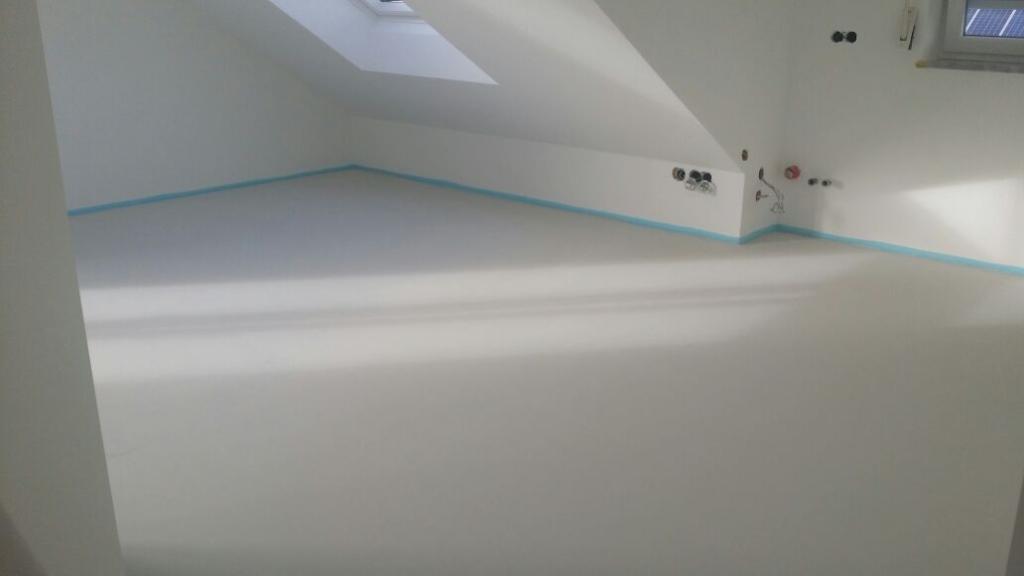 BASIL ® Bodenbeton hellgrau