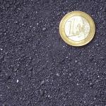 Magnetite sand, earth-moist, granulation 0 - 2 mm
