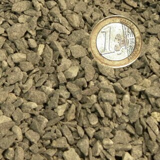 Basalt chippings, earth-moist, granulation 2 - 5 mm 900 kg (whole pallet)